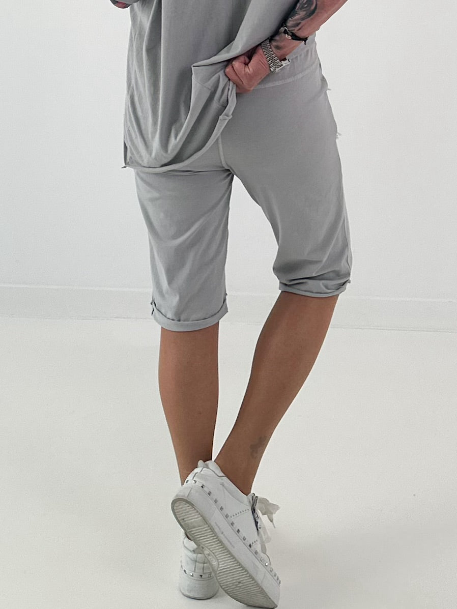 Sweatshort Leo met studs - zwart-wit