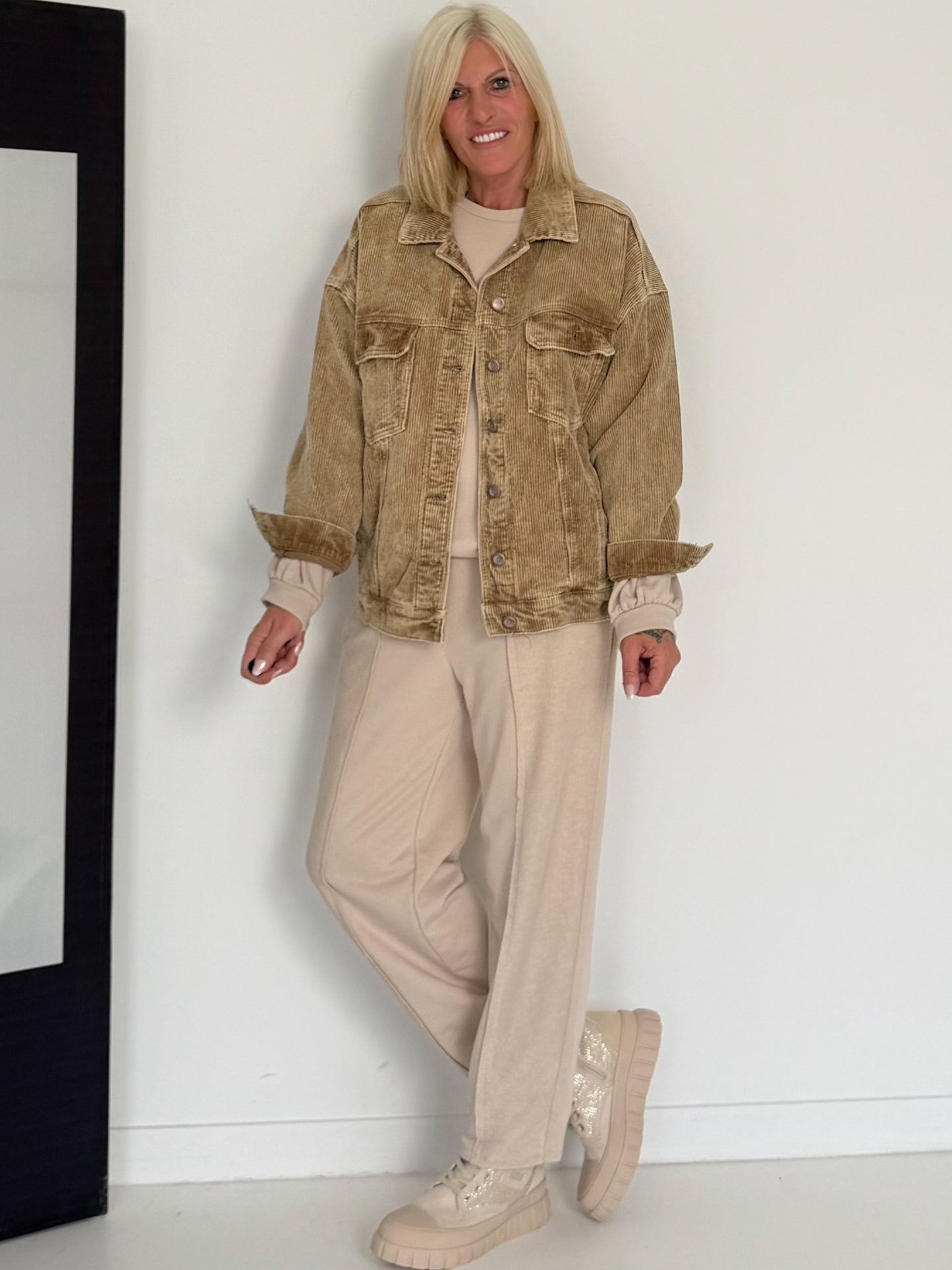 Oversized Cordjacke - camel