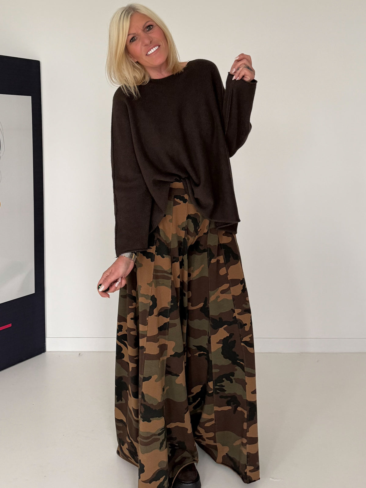 Weicher Oversized Pullover mit Rundhalsausschnitt - mokka