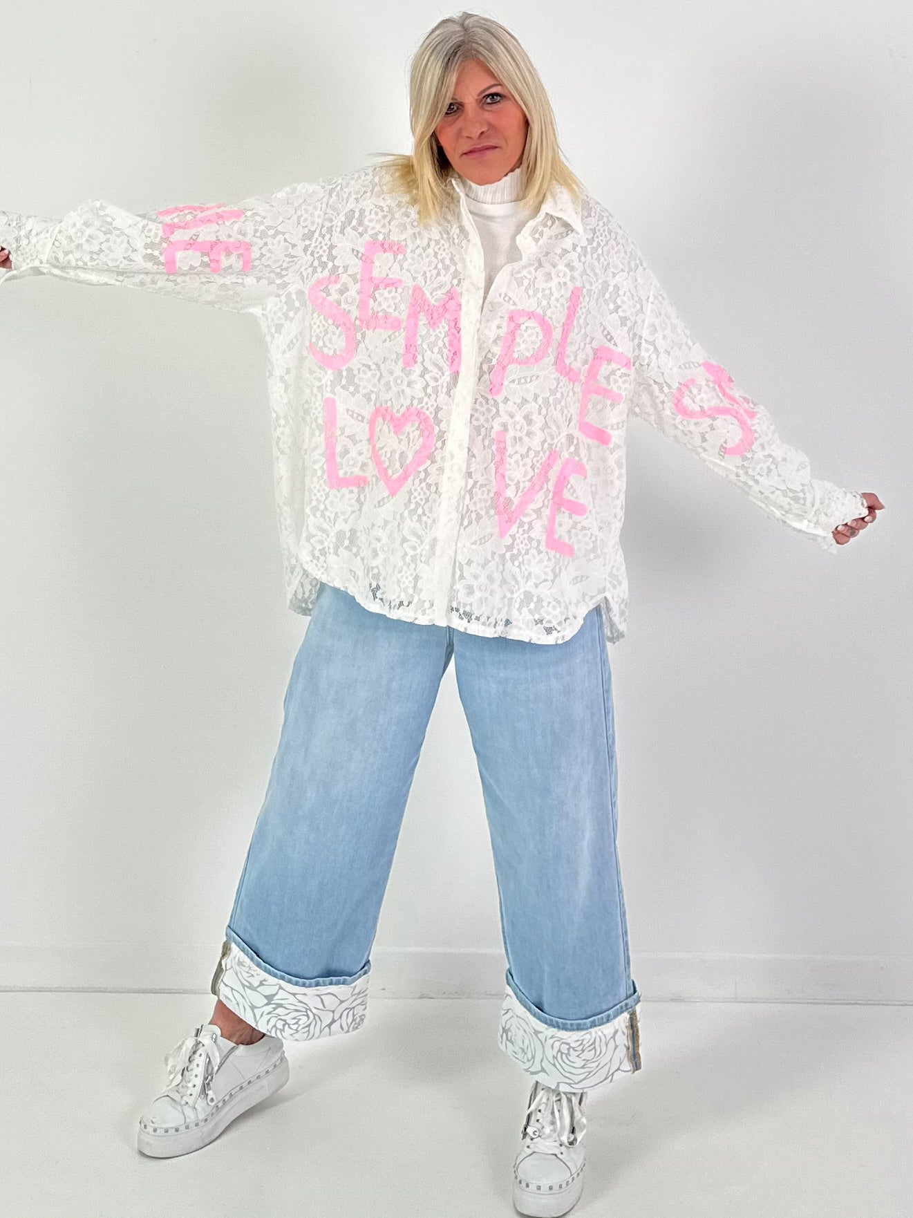 Spitzenbluse Modell "Semple Love" - weiss-rosa