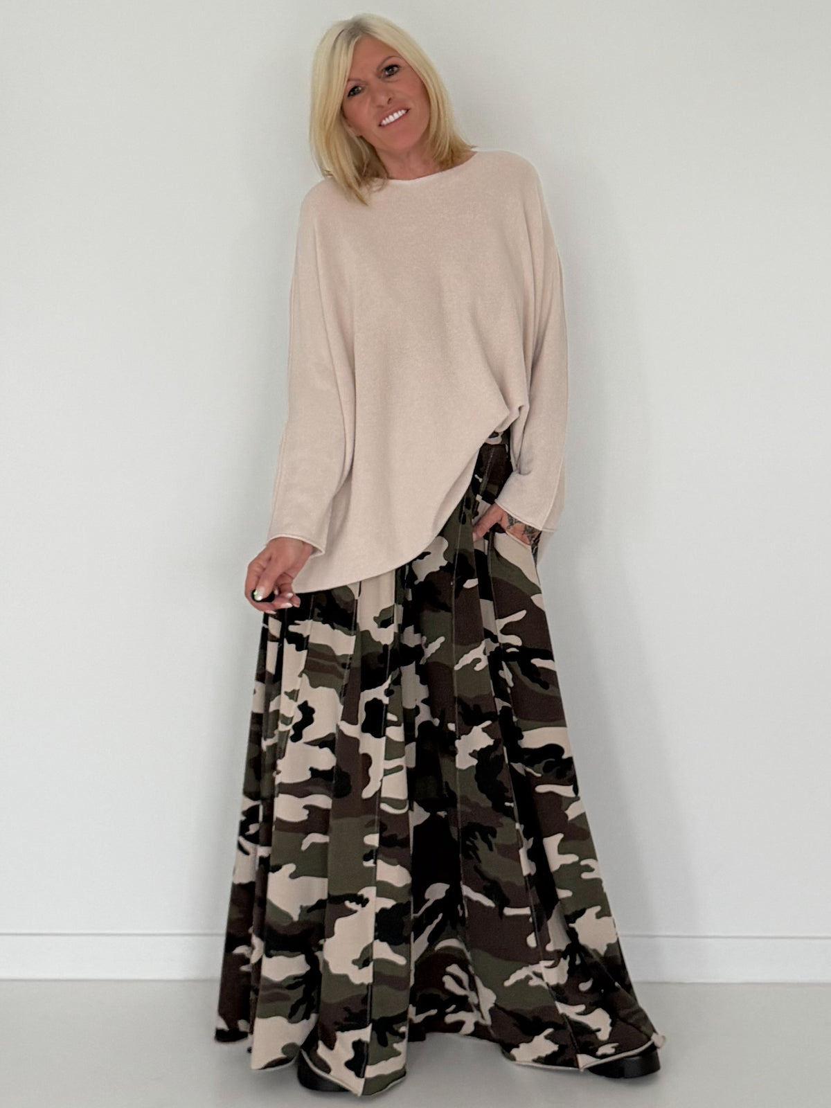 Palazzo-Sweathose in Camouflage-Look - beige-mehrfarbig