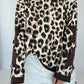 Sweatshirt mit All Over Leo-Print und trendigen Sternelementen - beige
