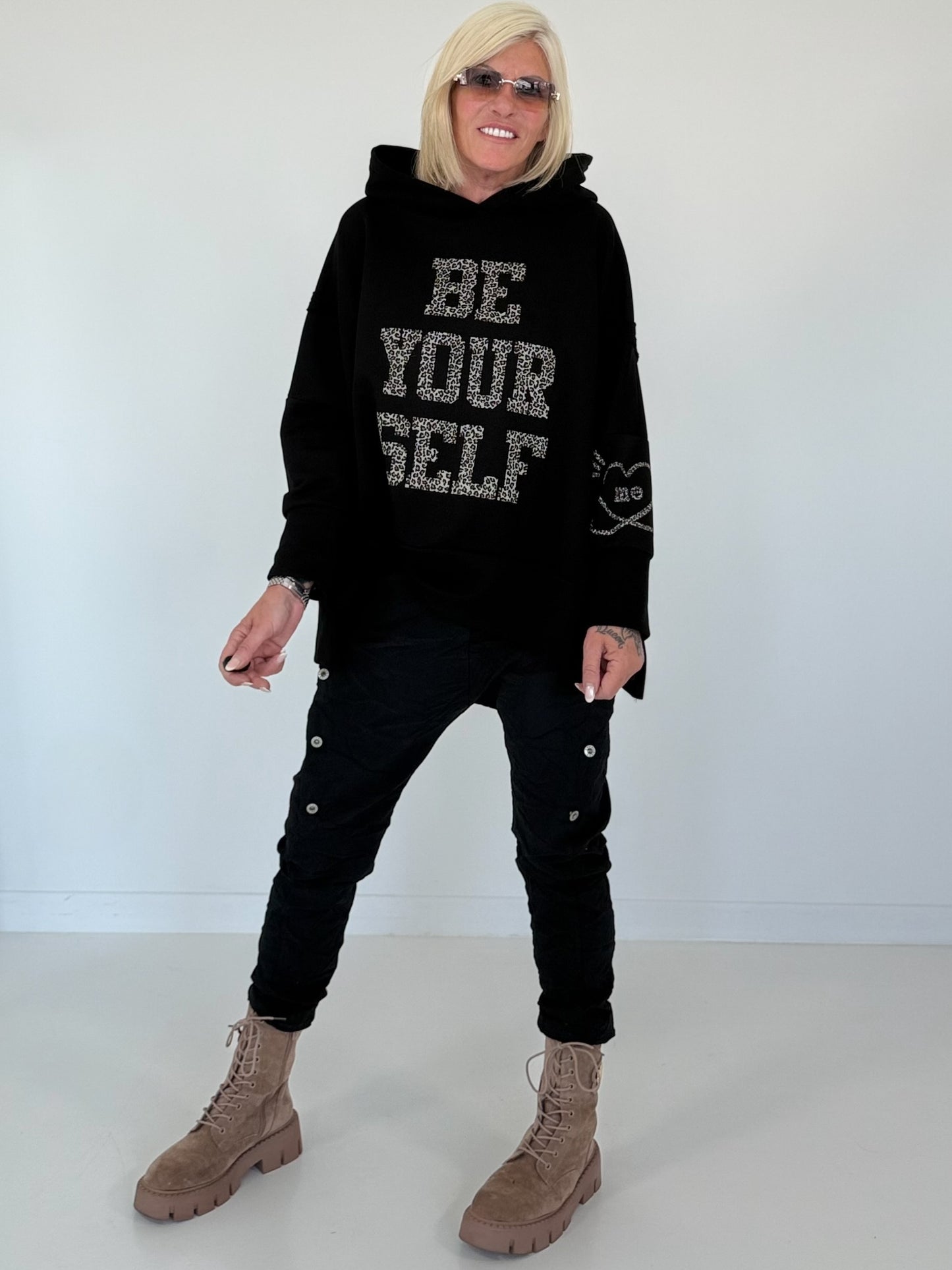 Oversized Hoodie Be Yourself - schwarz