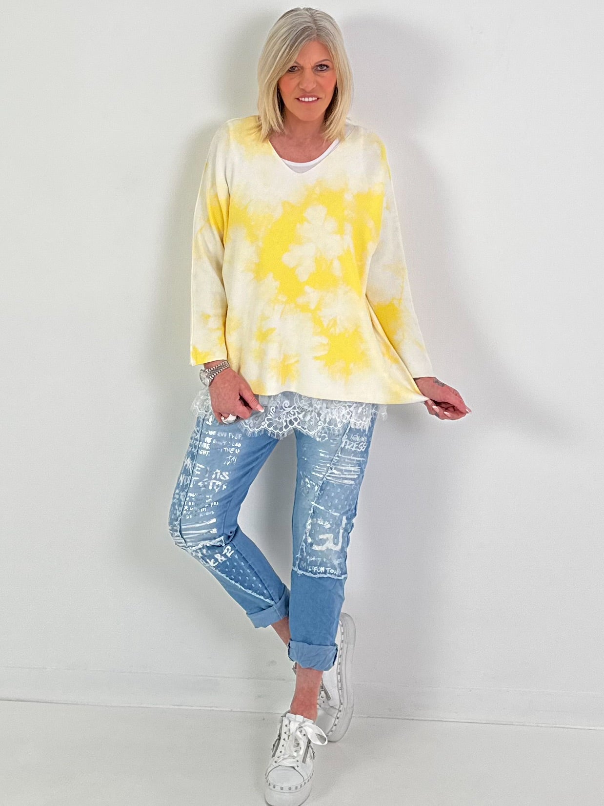 Pullover Batikmuster - weiss-gelb