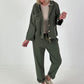 Jacke mit goldenen Nieten-Details - oliv
