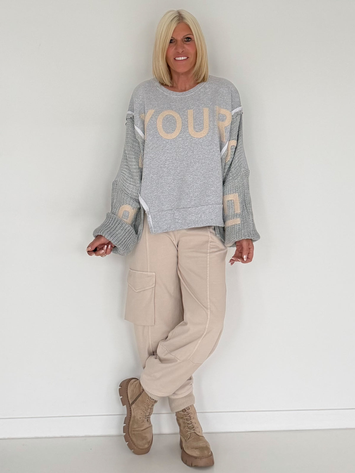 Sweater mit Strickeinsätzen - hellgrau