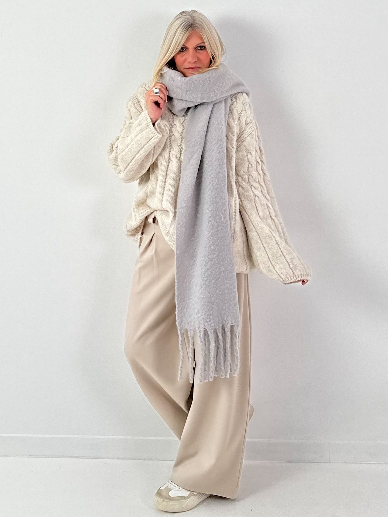 Sweater model "Twist Tale" - beige