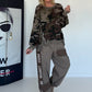 Hose mit City-Statement-Print - taupe
