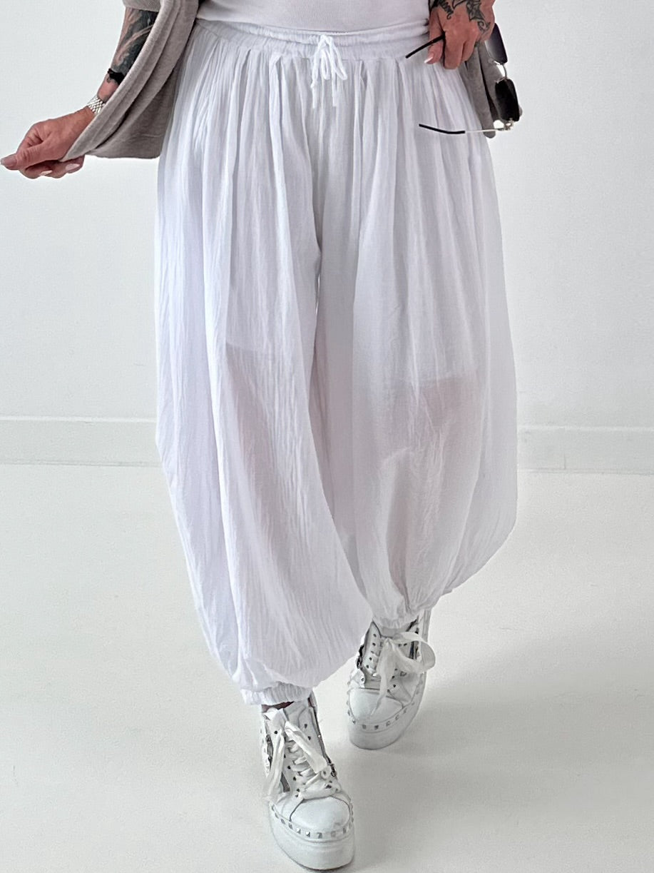 Light bloomers - white