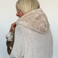 Faux-Fur Balaclava mit Strickkragen - beige