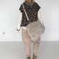 Felltasche mit funkelnden Details - beige