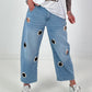 Jeans with large eyelets - denim