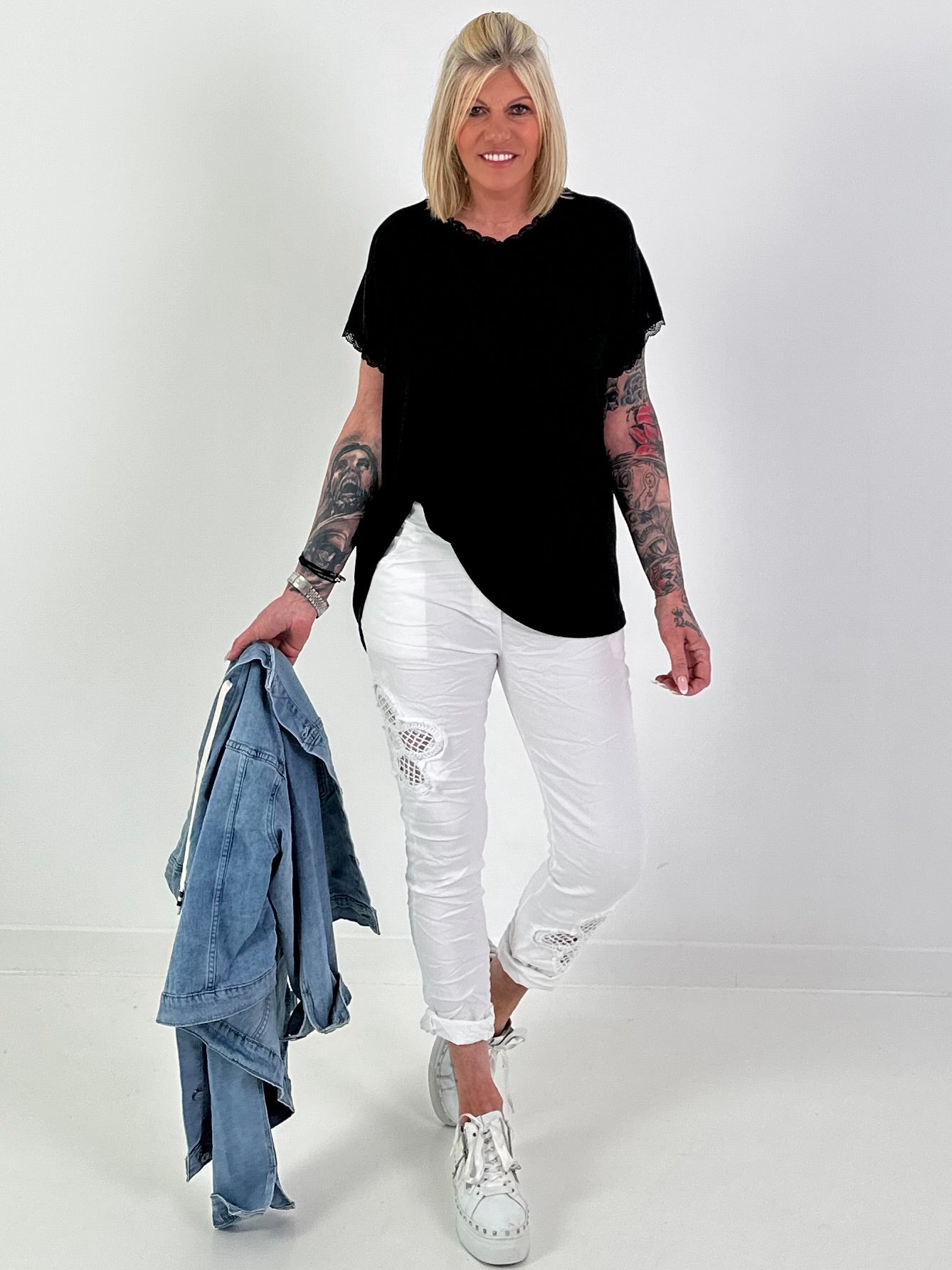 T-Shirt with Back Tie - Black
