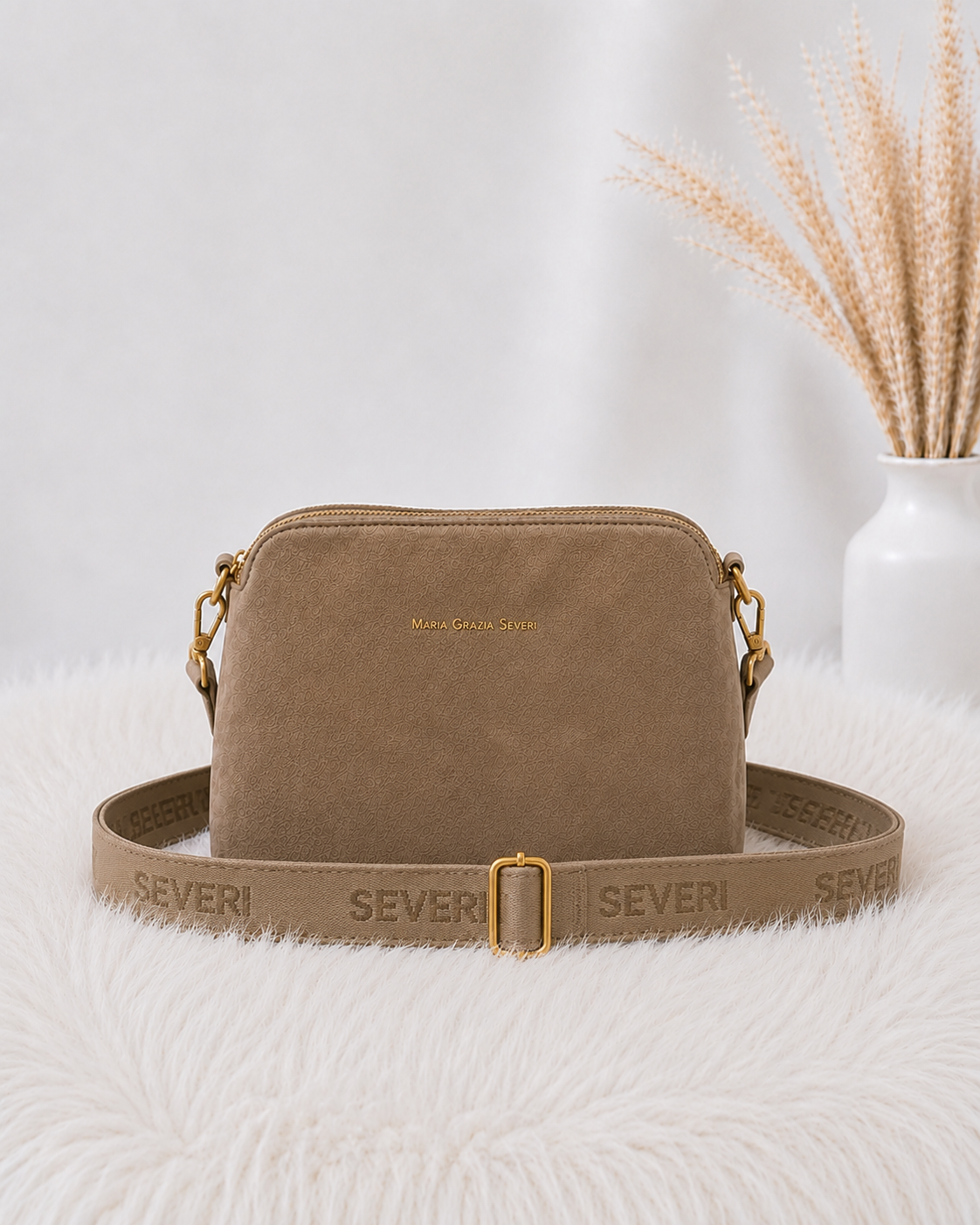 Crossbody-Bag in Wildleder-Optik - taupe