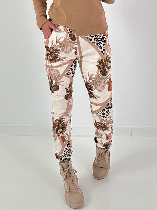 Hose in Wildleder-Optik mit Print Mix - leo - beige