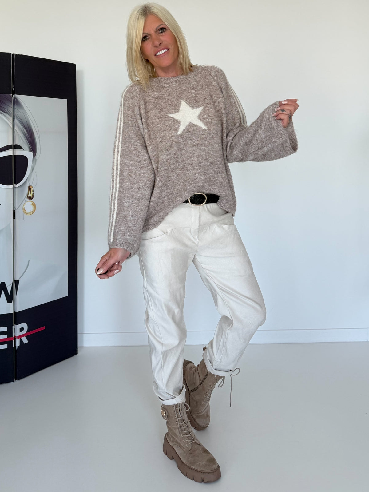Kuscheliger Pullover mit Sternmotiv - taupe-beige