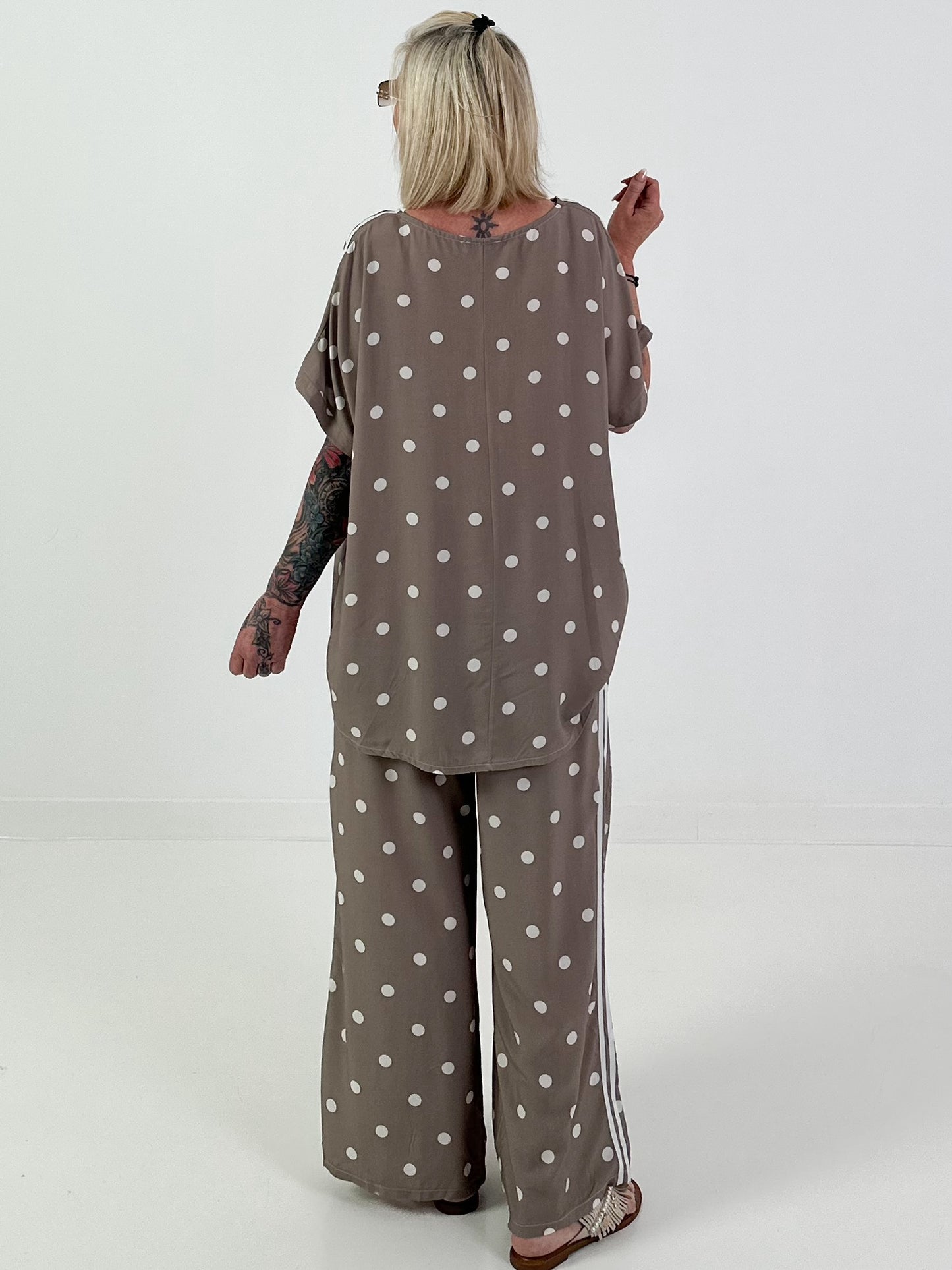 Zweiteiler mit Allover Punkten - taupe-weiss