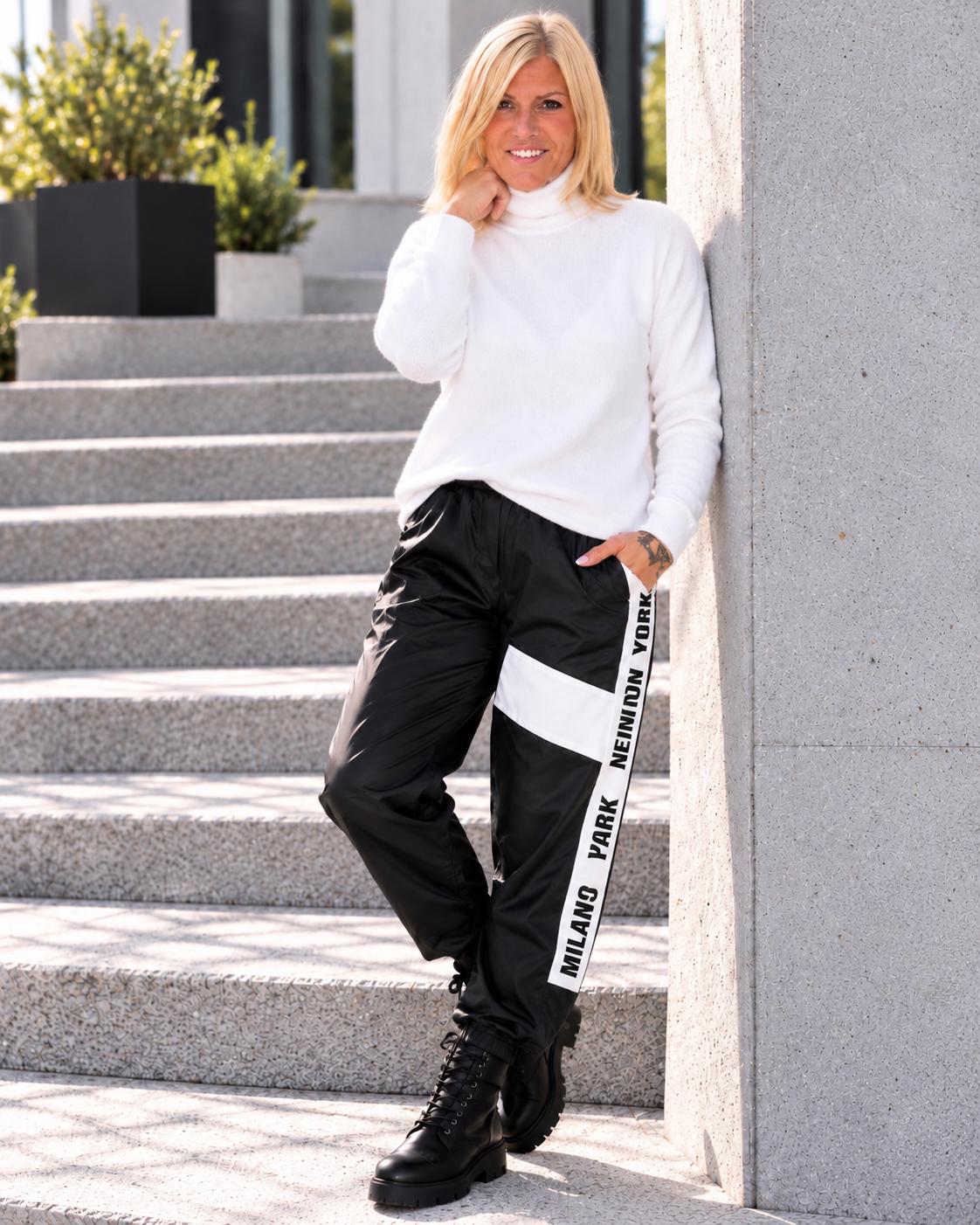 Hose im Materialmix City Statement - schwarz
