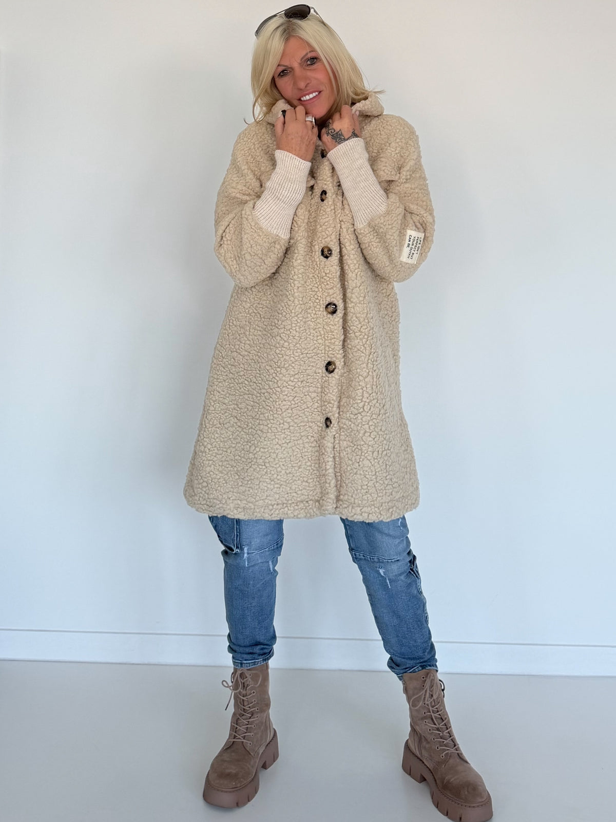 Teddymantel met mouwen met omslag - beige