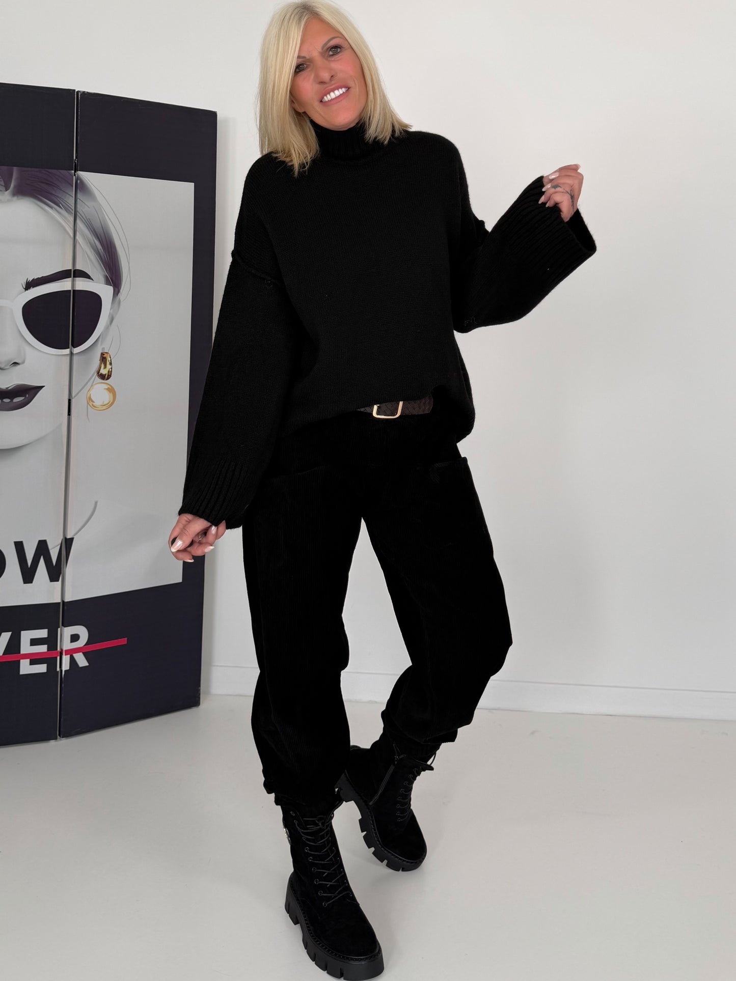 Kuscheliger Pullover - schwarz
