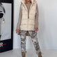 Weste mit schimmerndem Finish und Kapuze - beige