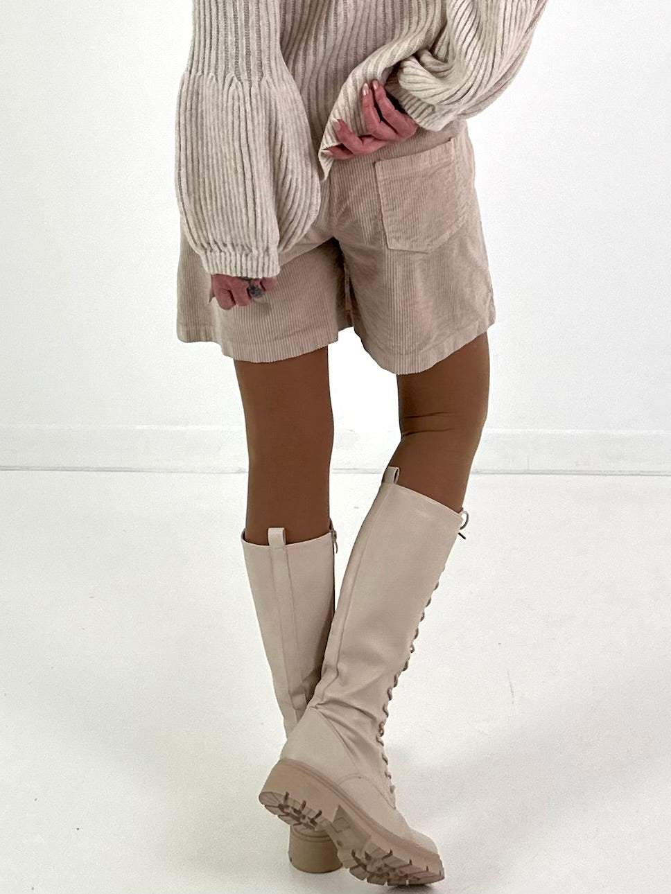 Skirt shorts model "Skorty" - beige