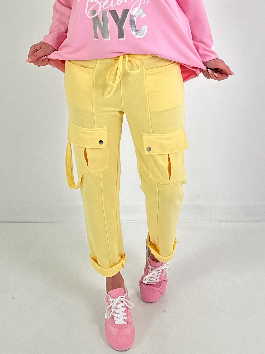 Broek met cargozakken - geel