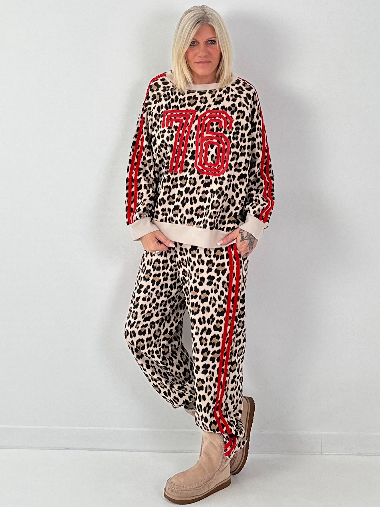 Sweatshirt Modell "Leo Racer" - beige