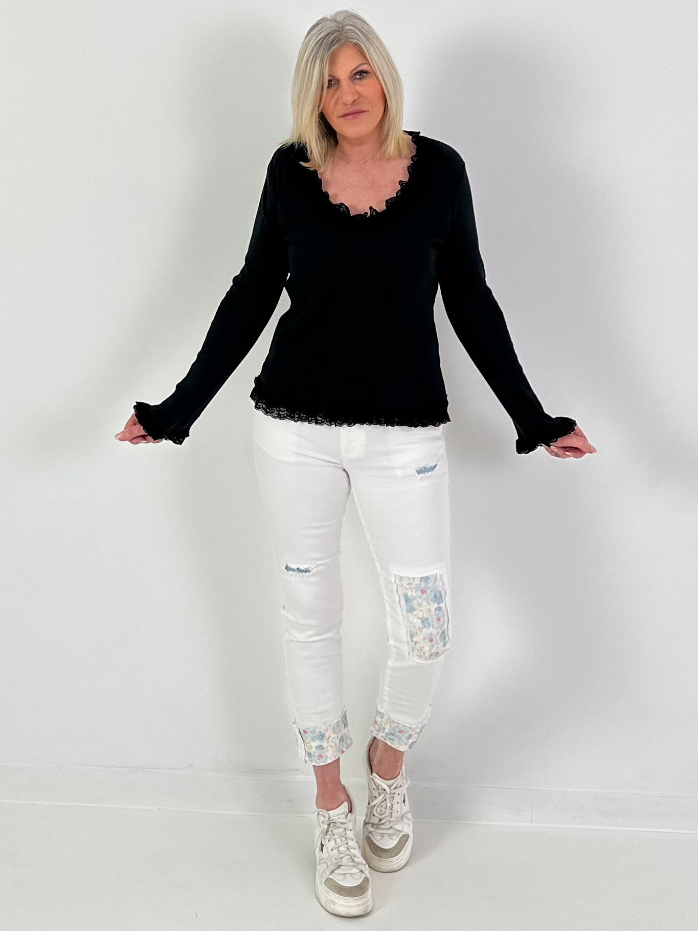 Blouse met kanten ruches - zwart