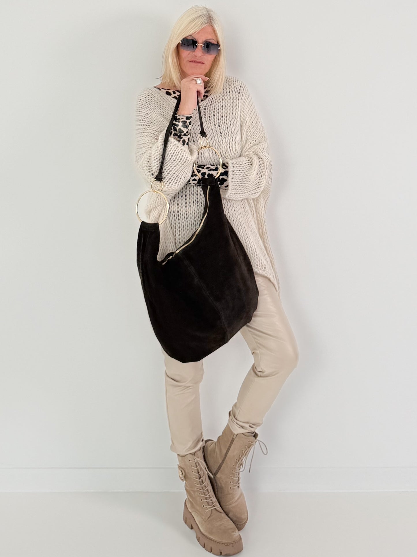 Soft Oversized Chunky Knit Sweater - beige