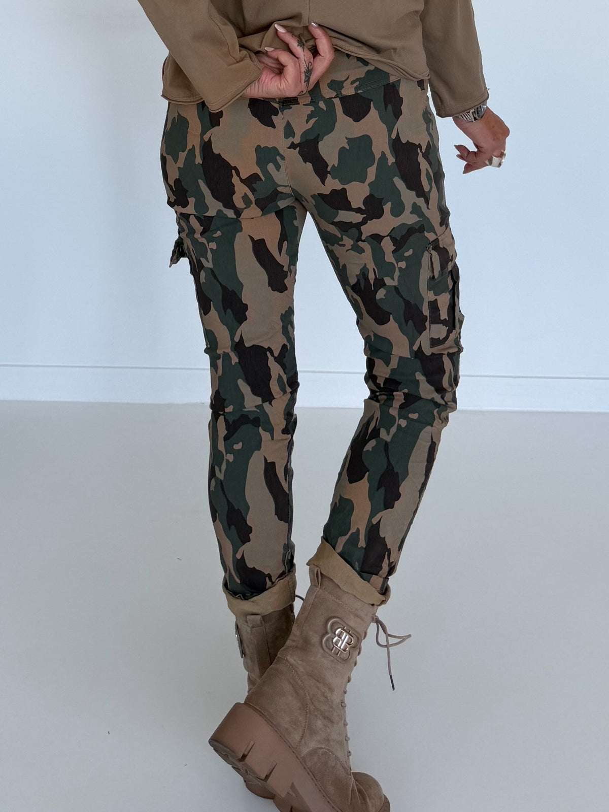 Cargo Hose mit Camouflage-Print - camel-oliv-mehrfarbig