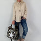 Bluse mit 3D-Blüten - beige