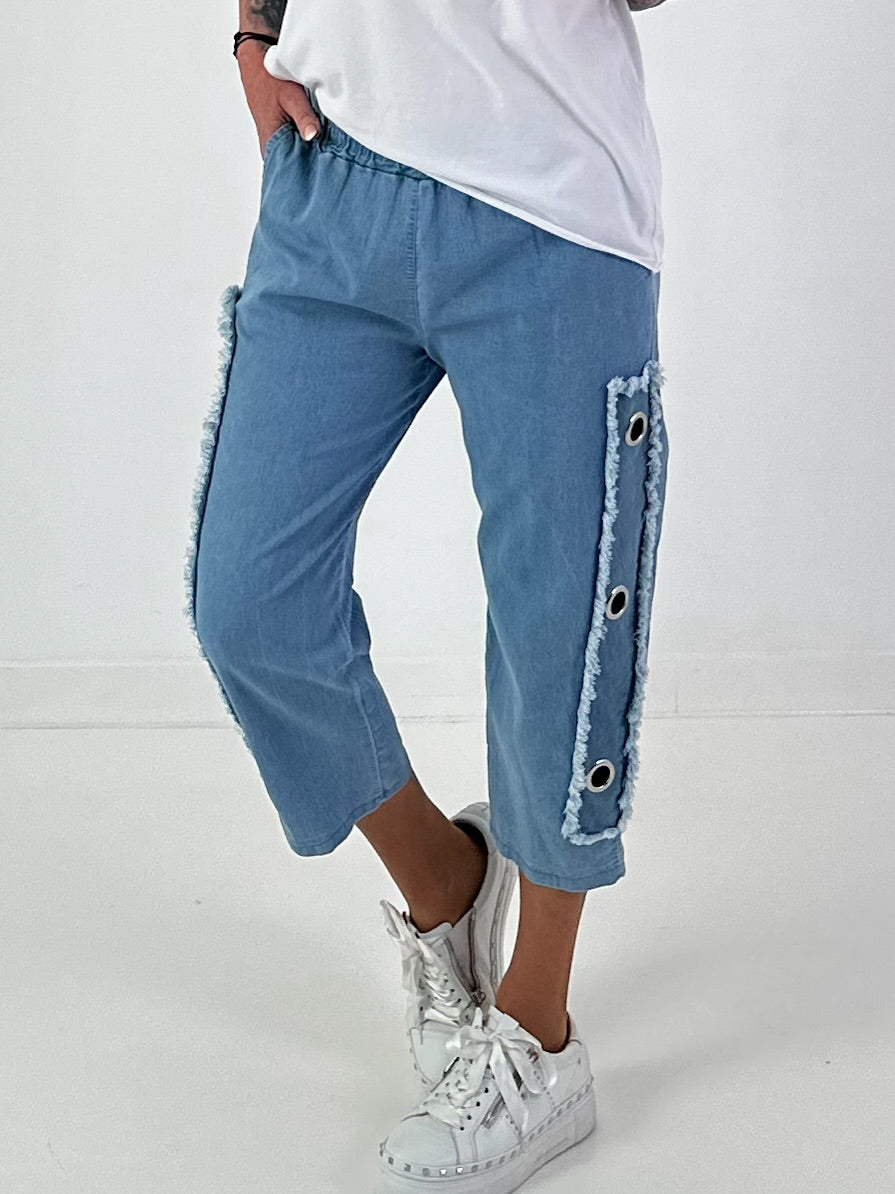 Jeans with eyelet details - light blue