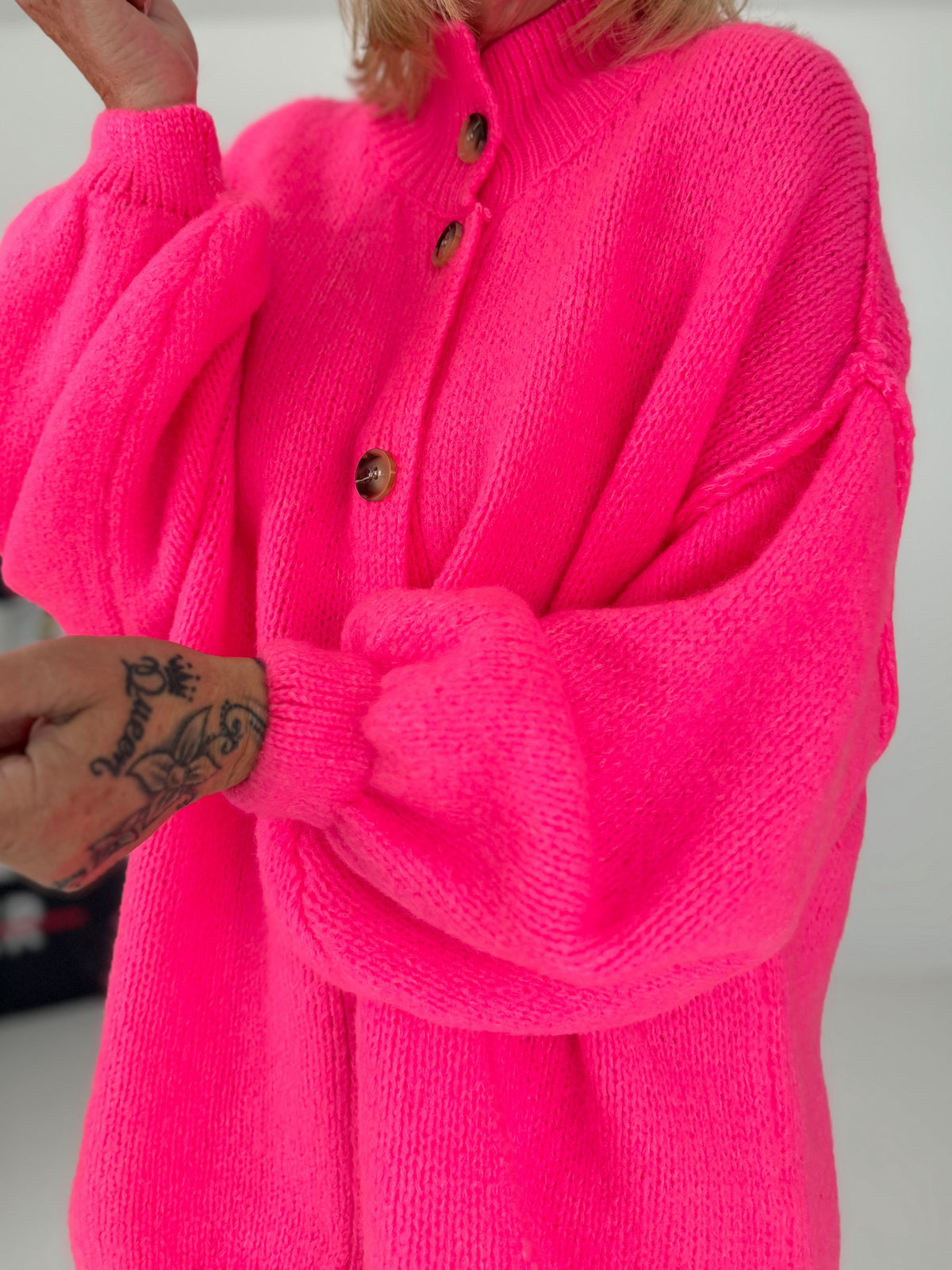 Oversized Strickjacke - neonpink
