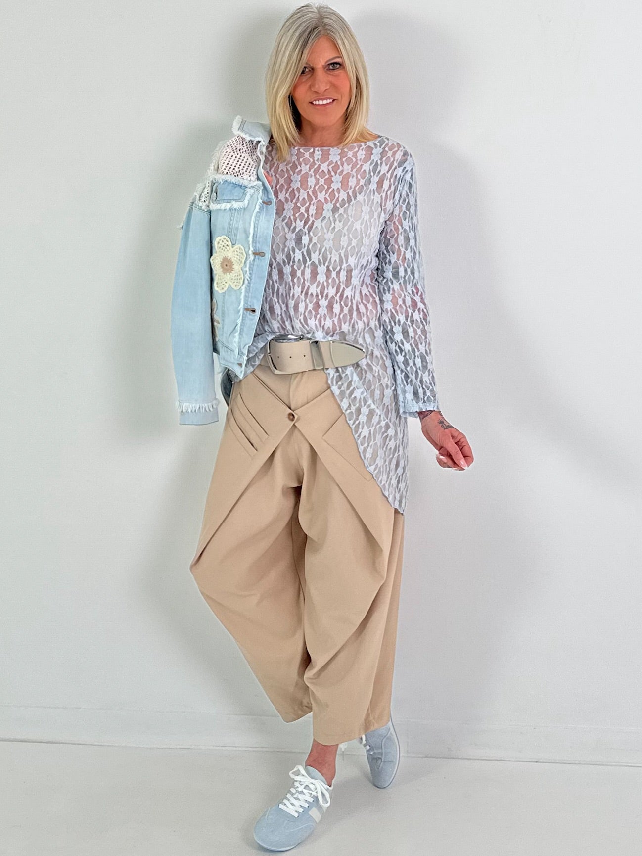 Kanten blouse met patroon - lichtblauw