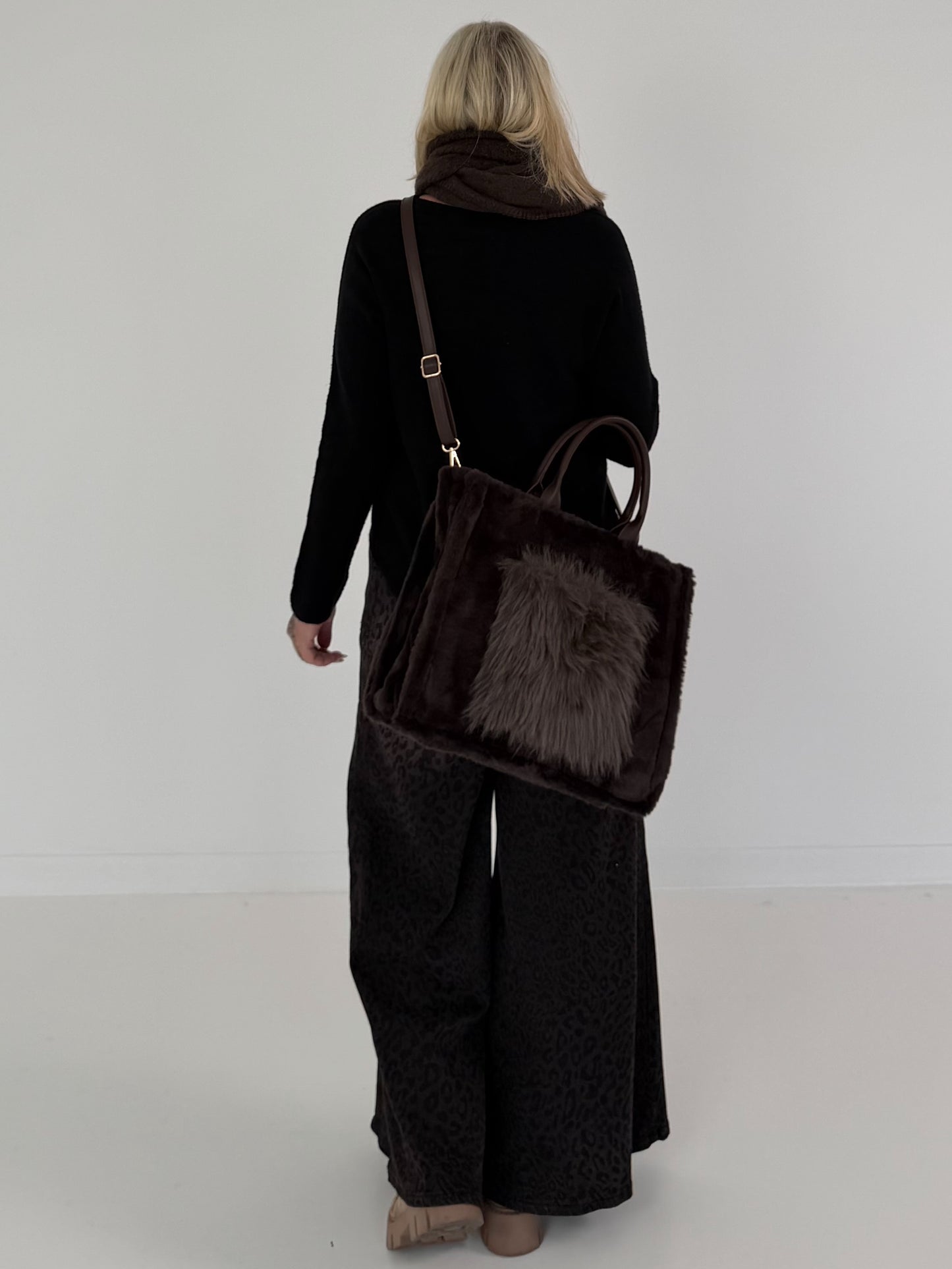 Weicher Basic Pullover - schwarz