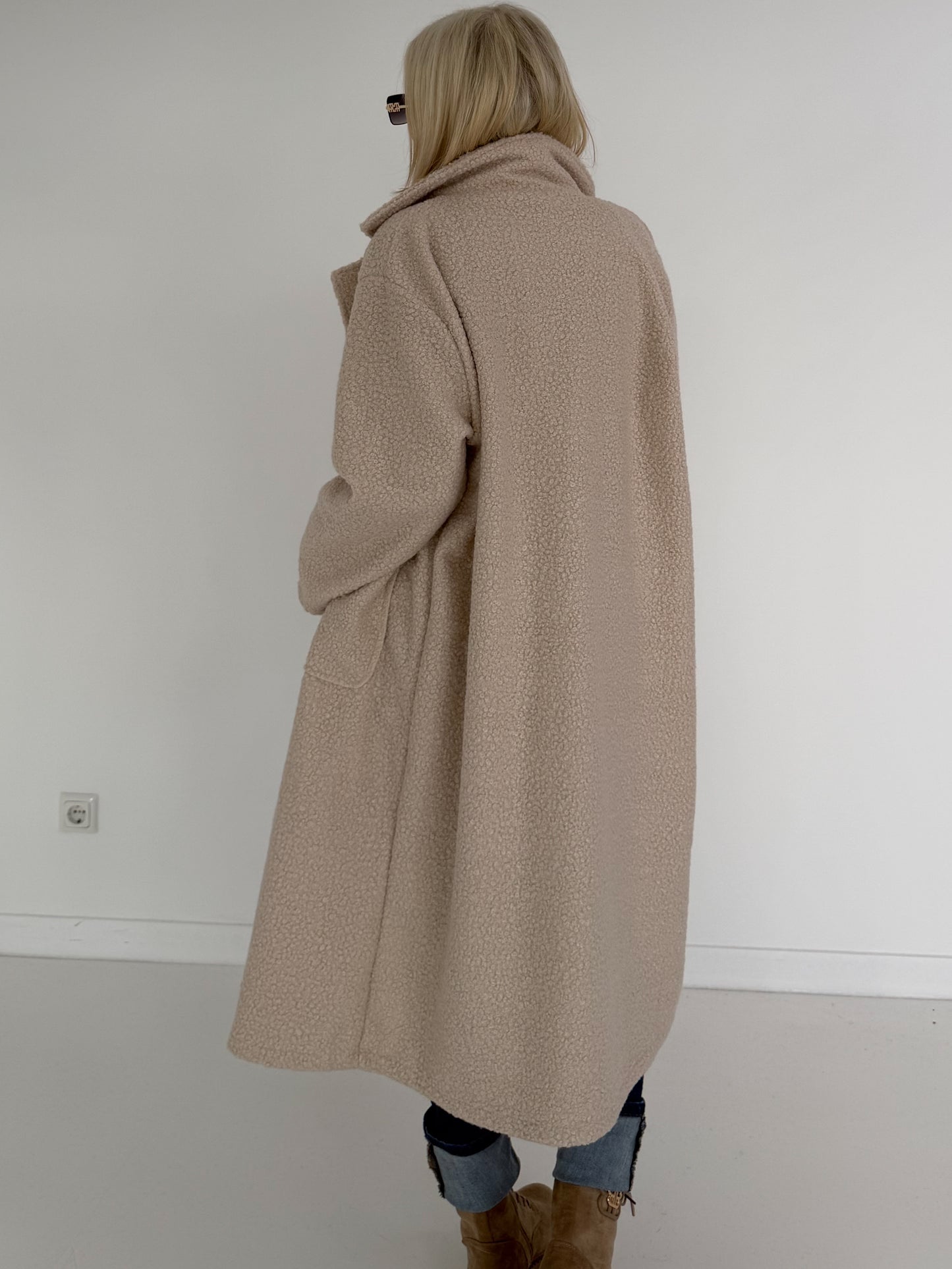 Weicher Bouclé Mantel - beige