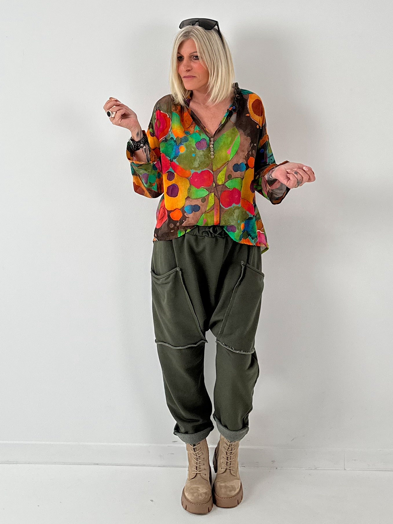 Tunic model "Points" - multicolored