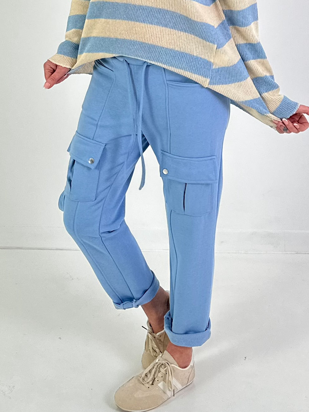 Hose mit Cargo Taschen - hellblau