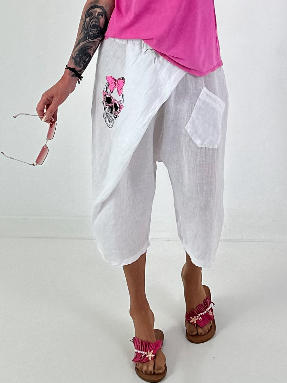 Short Linen Baggy with Overlap and Skull Detail - white