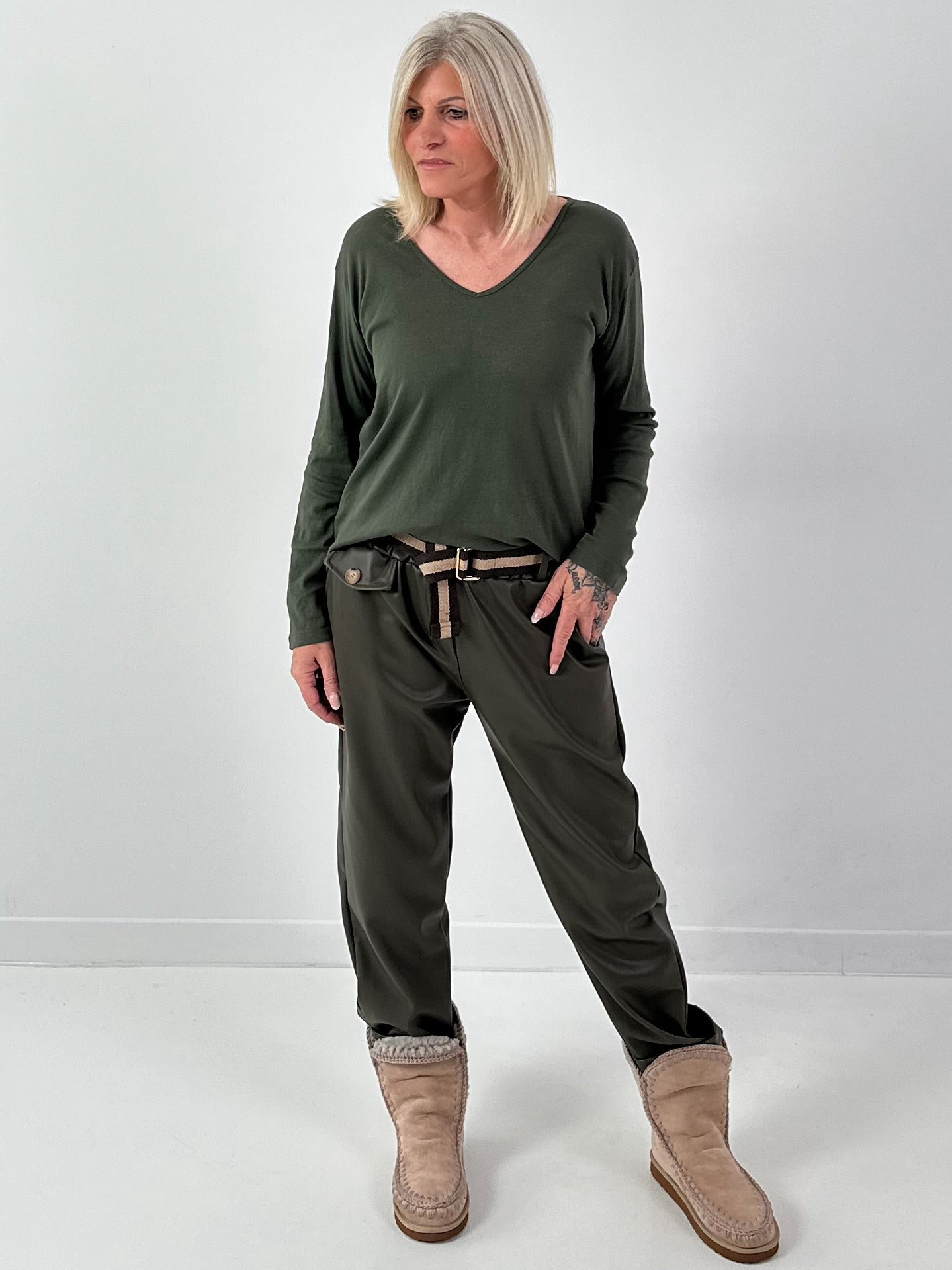 Basis Shirt Model "Nastia" - 9 Kleuren