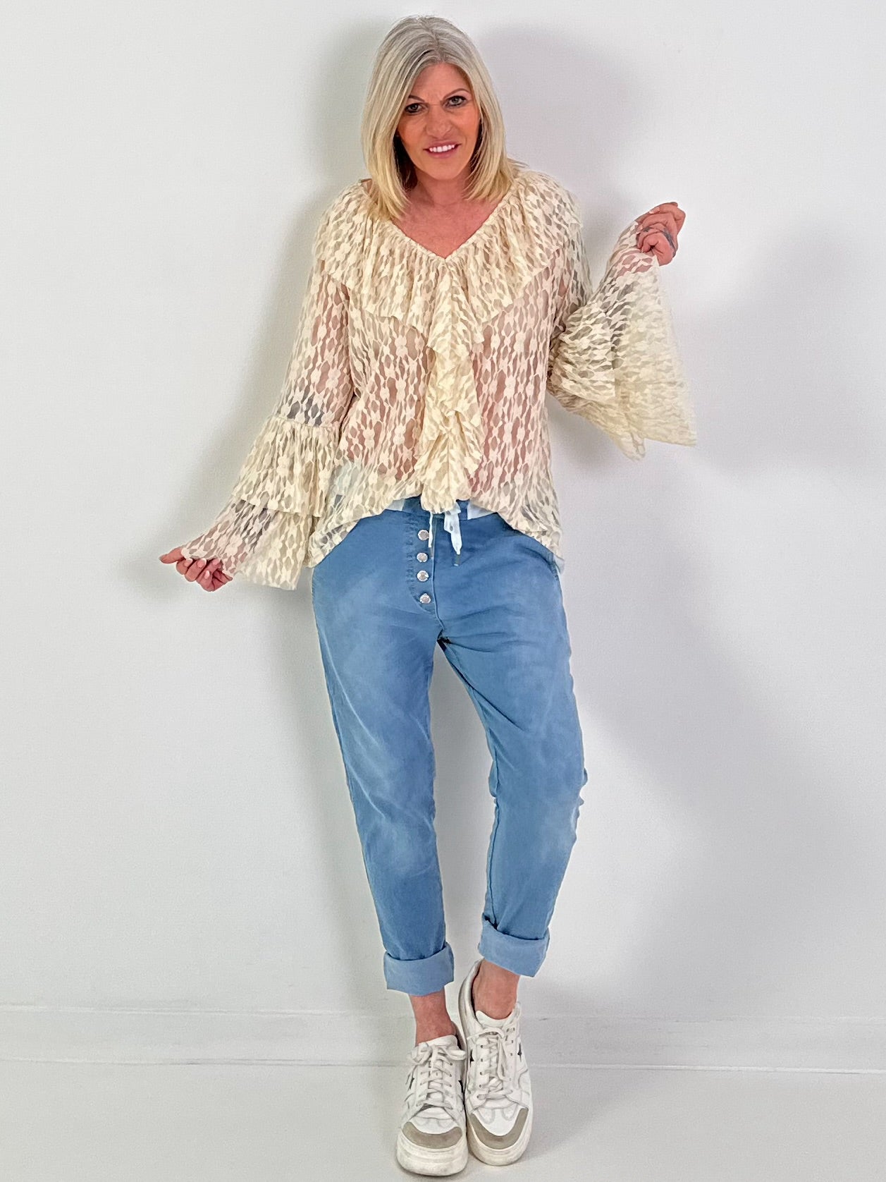 Lace tunic with ruffles - beige