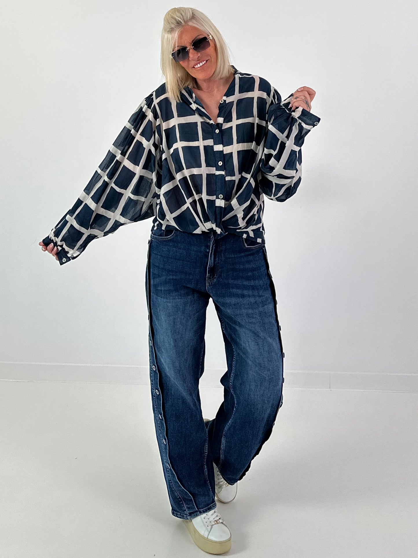 Lightweight blouse with graphic pattern - night blue - beige