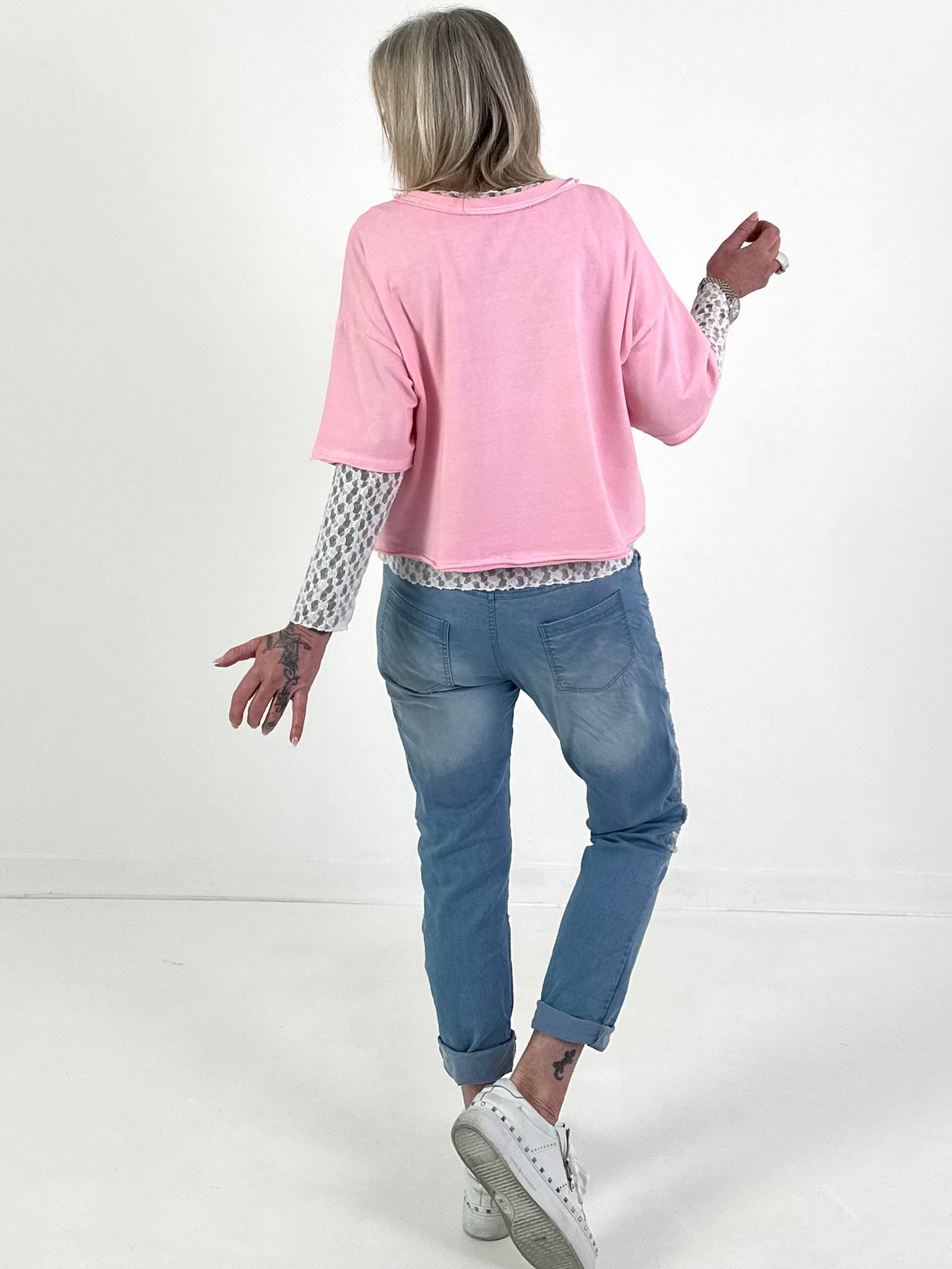 Shirt mit Brosche - rosa