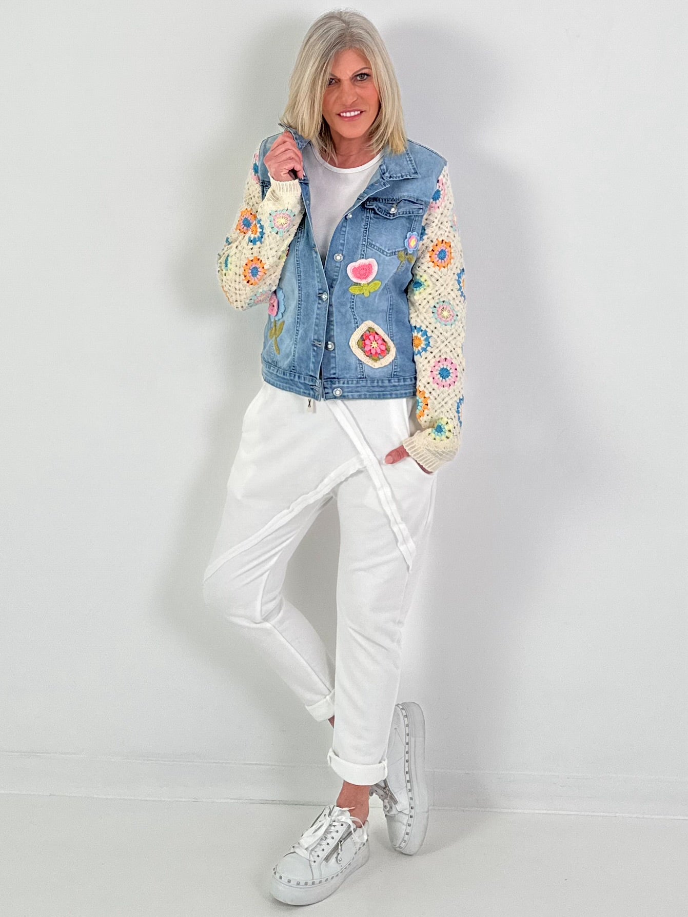 Denim jacket with crocheted sleeves - denim