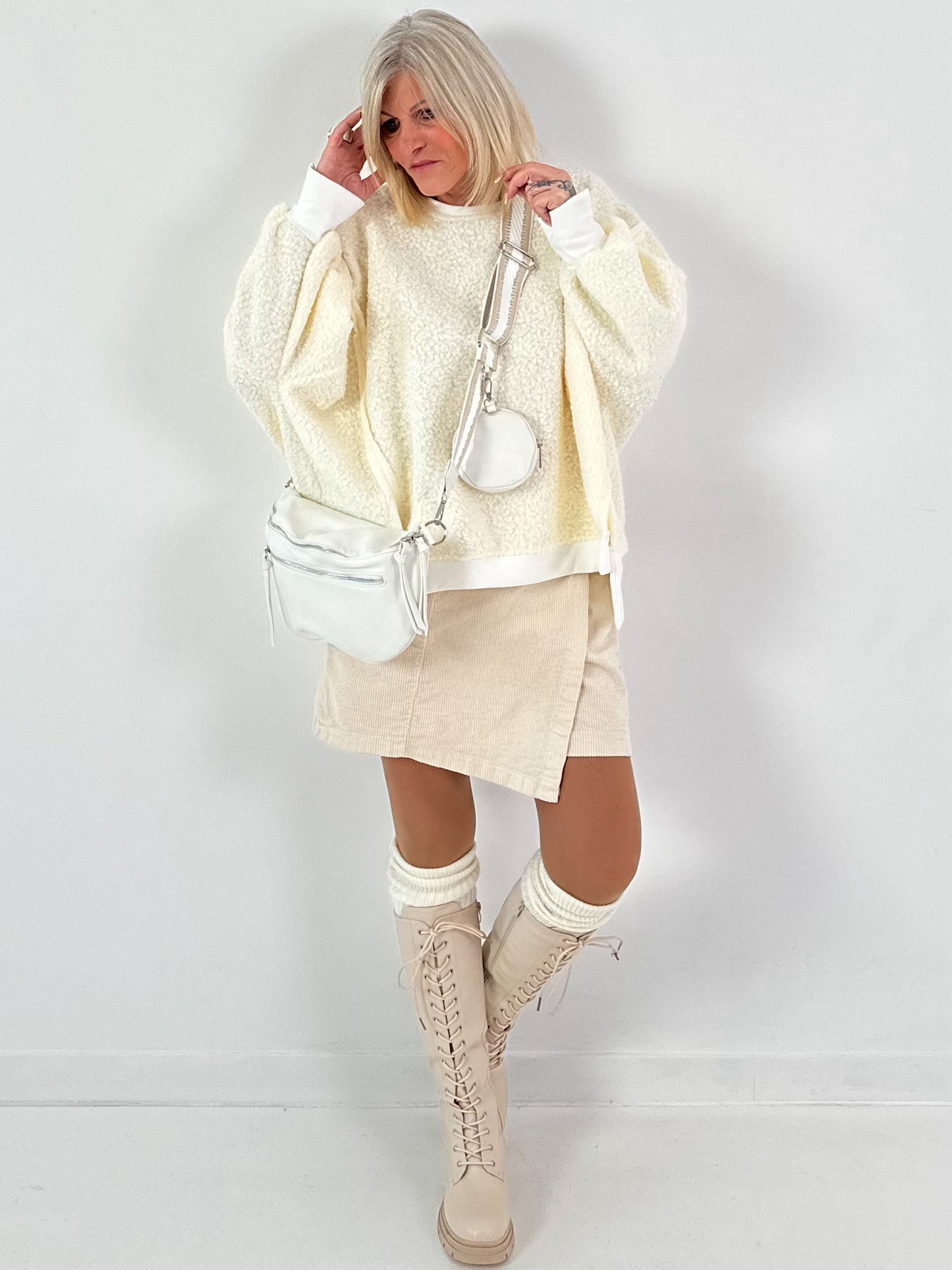 Teddy sweater model "Sweet Bliss" - ecru