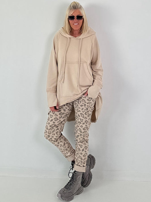 Casual long hoodie with thumbhole - beige
