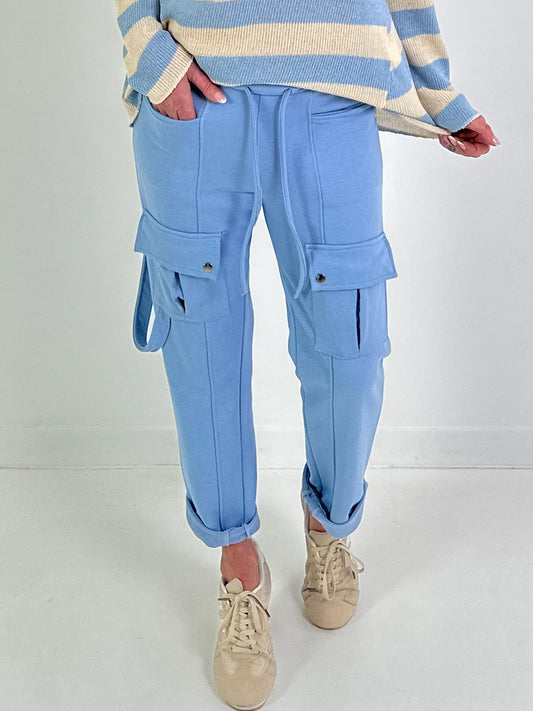 Hose mit Cargo Taschen - hellblau