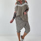 Leinen Shirt mit Pailletten und Cold Shoulder - taupe