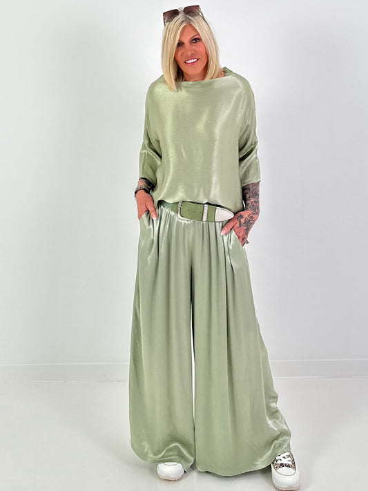 Two-piece set in a satin look - khaki